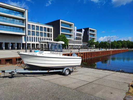 Zur Wartung geslipt haben wir damals schon im Lieblingshafen